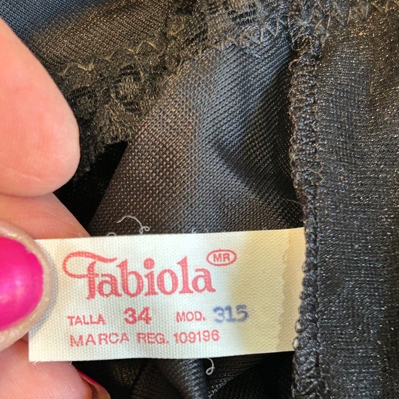 Ladies Black Pegnoir Maxi Gown Set Fabiola Vintage Mob Wife Witchy Small - Picture 9 of 10